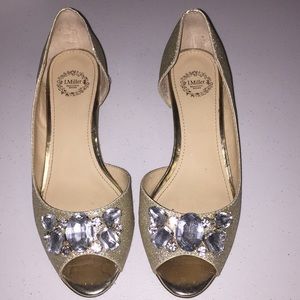 L. Miller Beautiful gold sparkle wedges